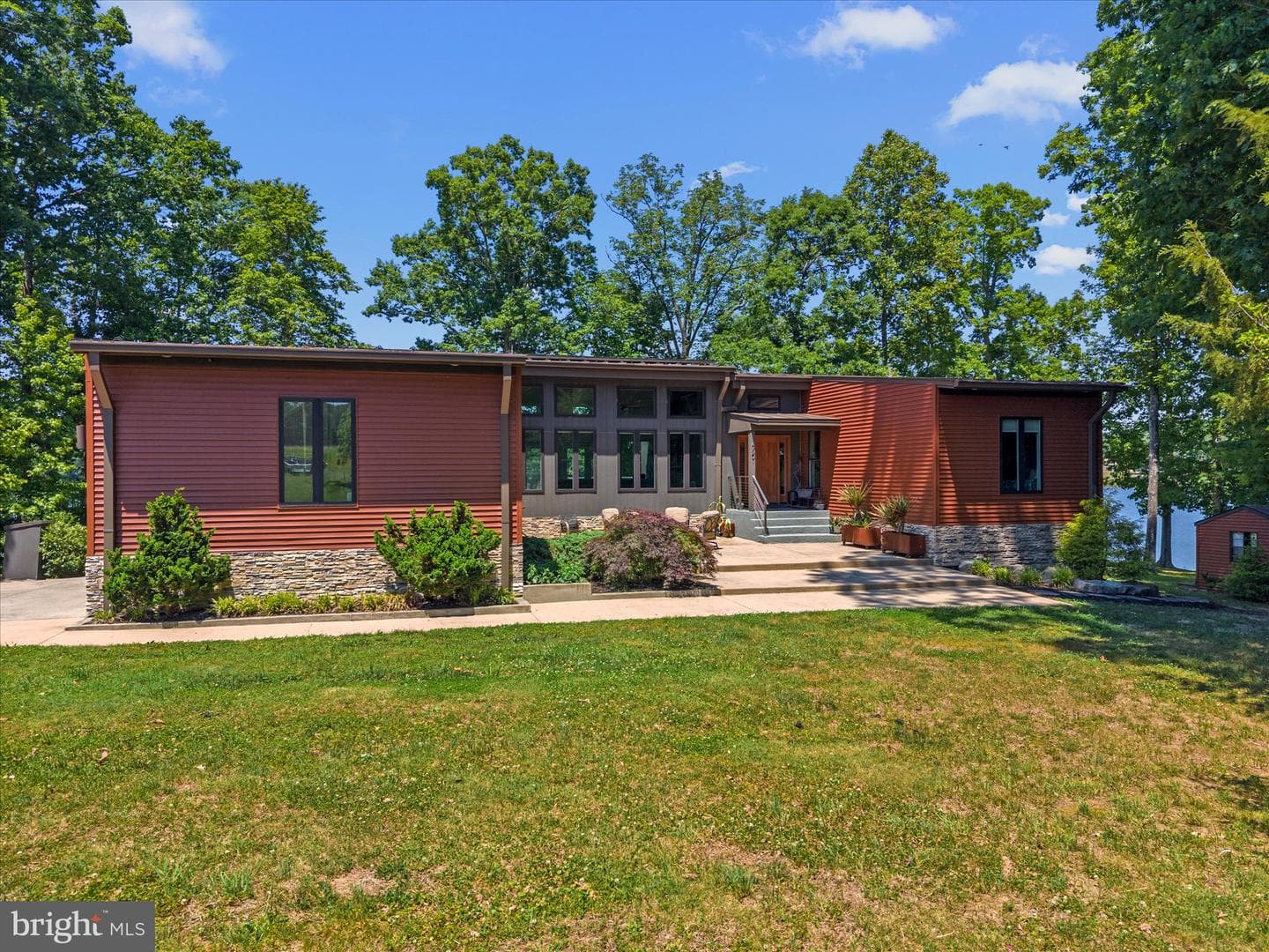 3601 Leonards Lane photo 3
