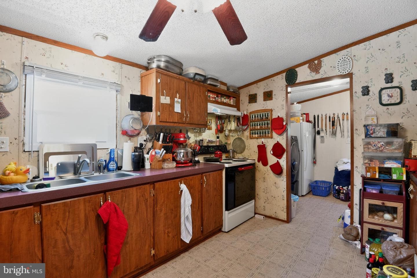 25525 Cutbank Road photo 18