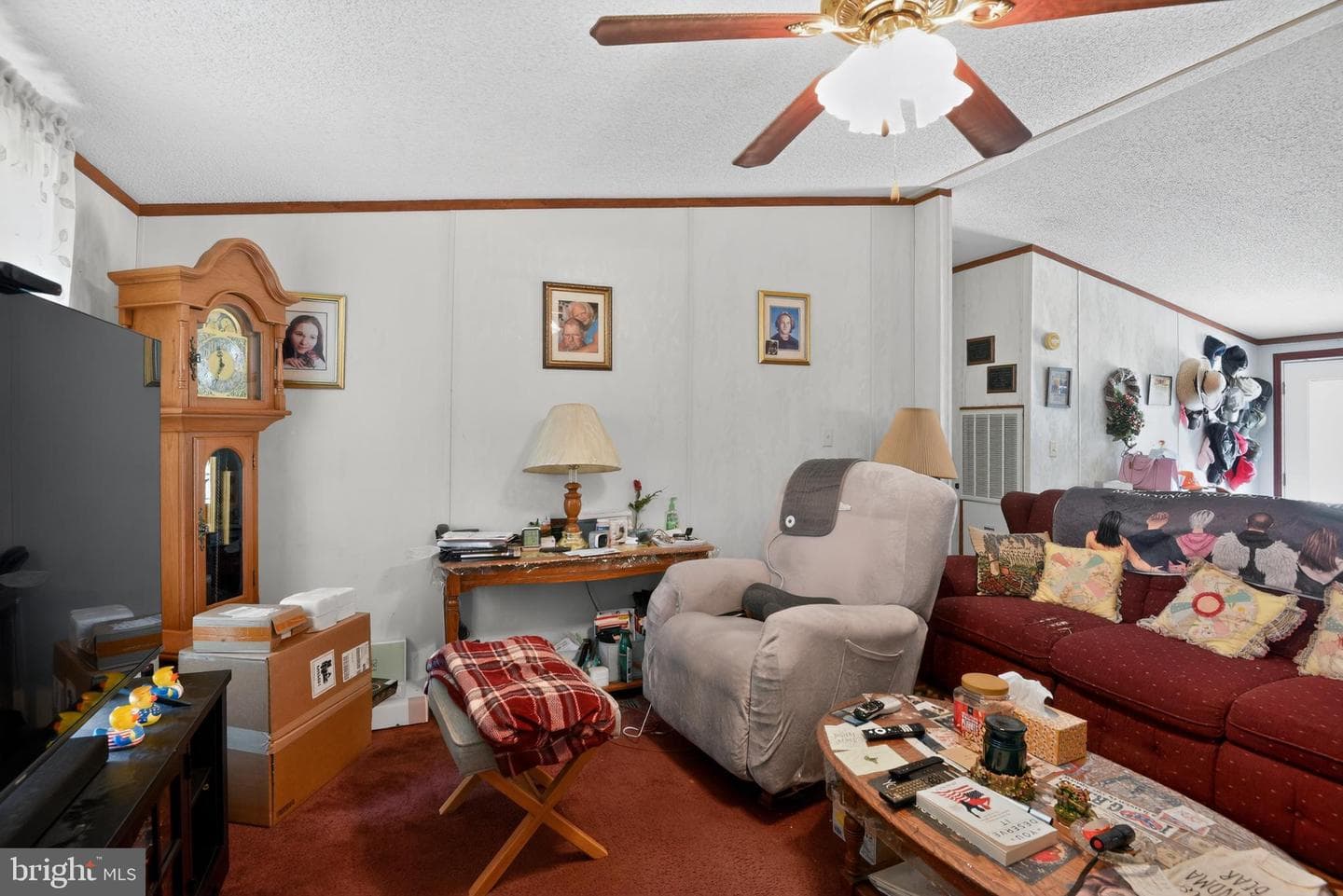 25525 Cutbank Road photo 9