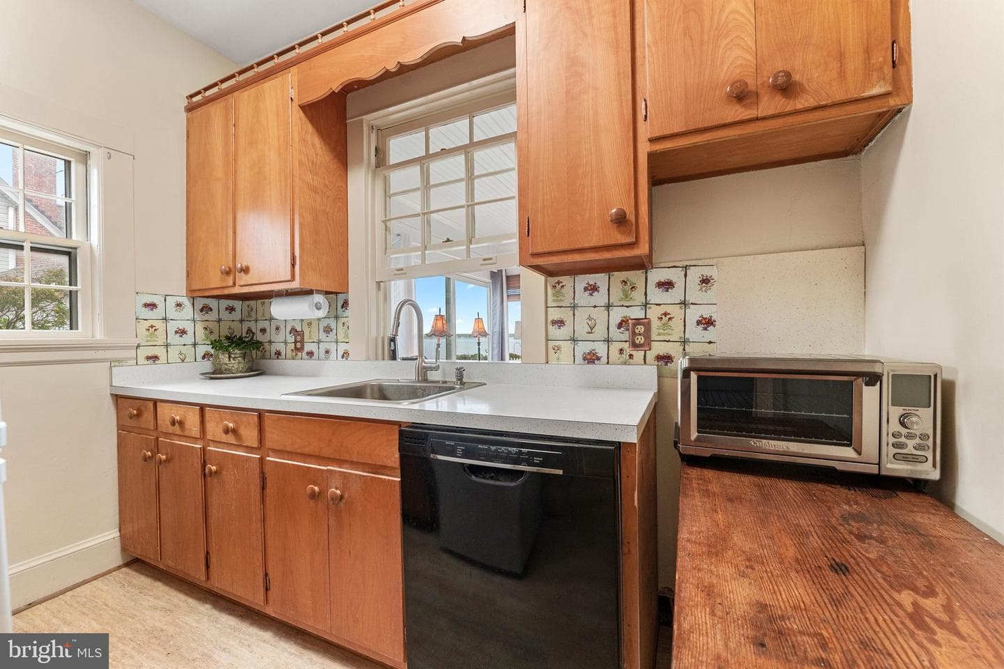 720 S. Water Lane photo 17