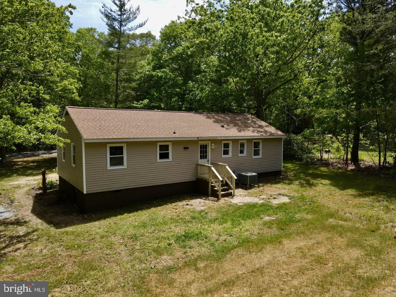 1170 Clarkes Store Rd photo 3