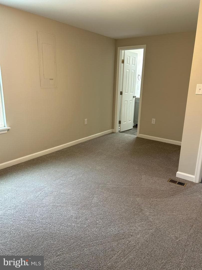 141 Printer Lane photo 11