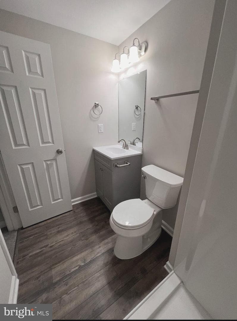 141 Printer Lane photo 12