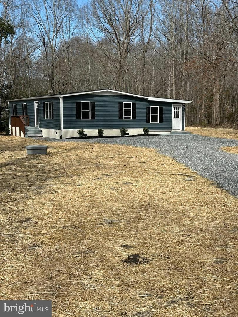 141 Printer Lane photo 2