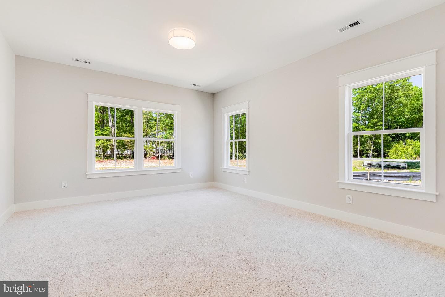 172 Logan Way photo 22