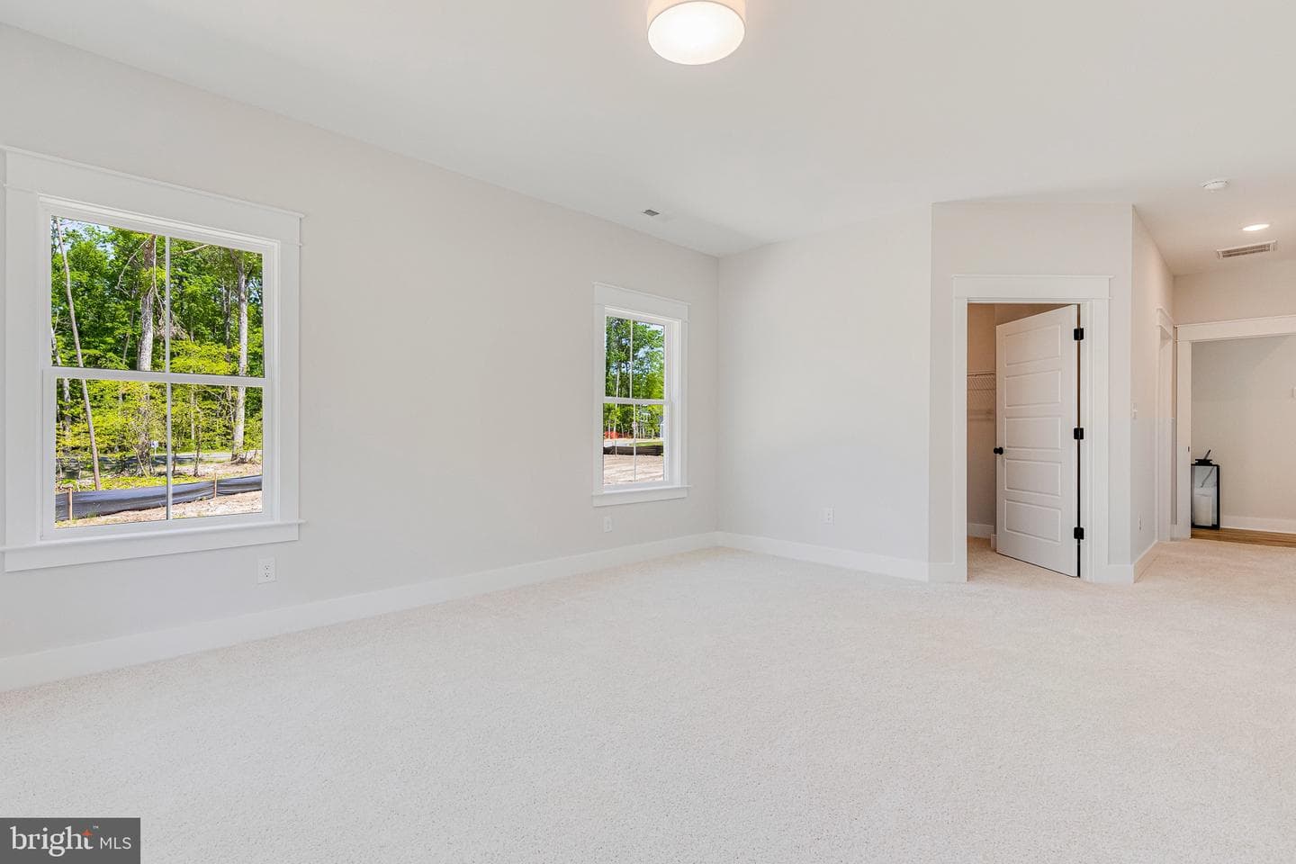 172 Logan Way photo 23