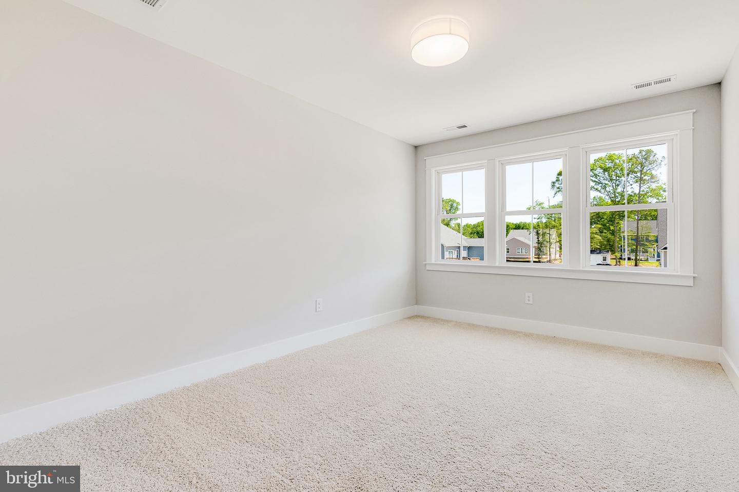 172 Logan Way photo 28