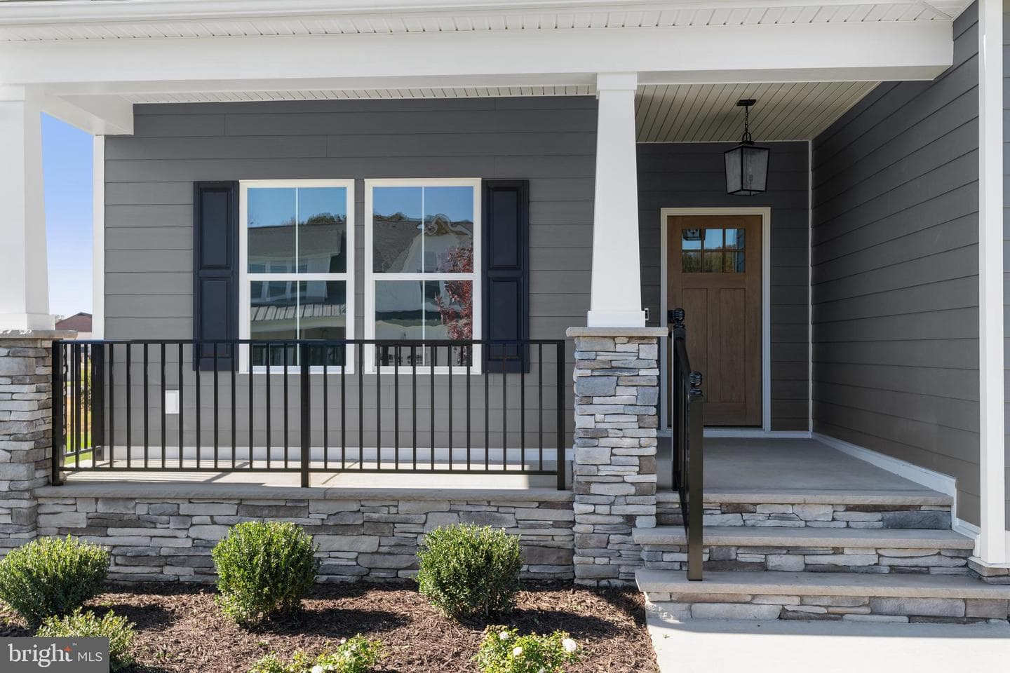 172 Logan Way photo 3
