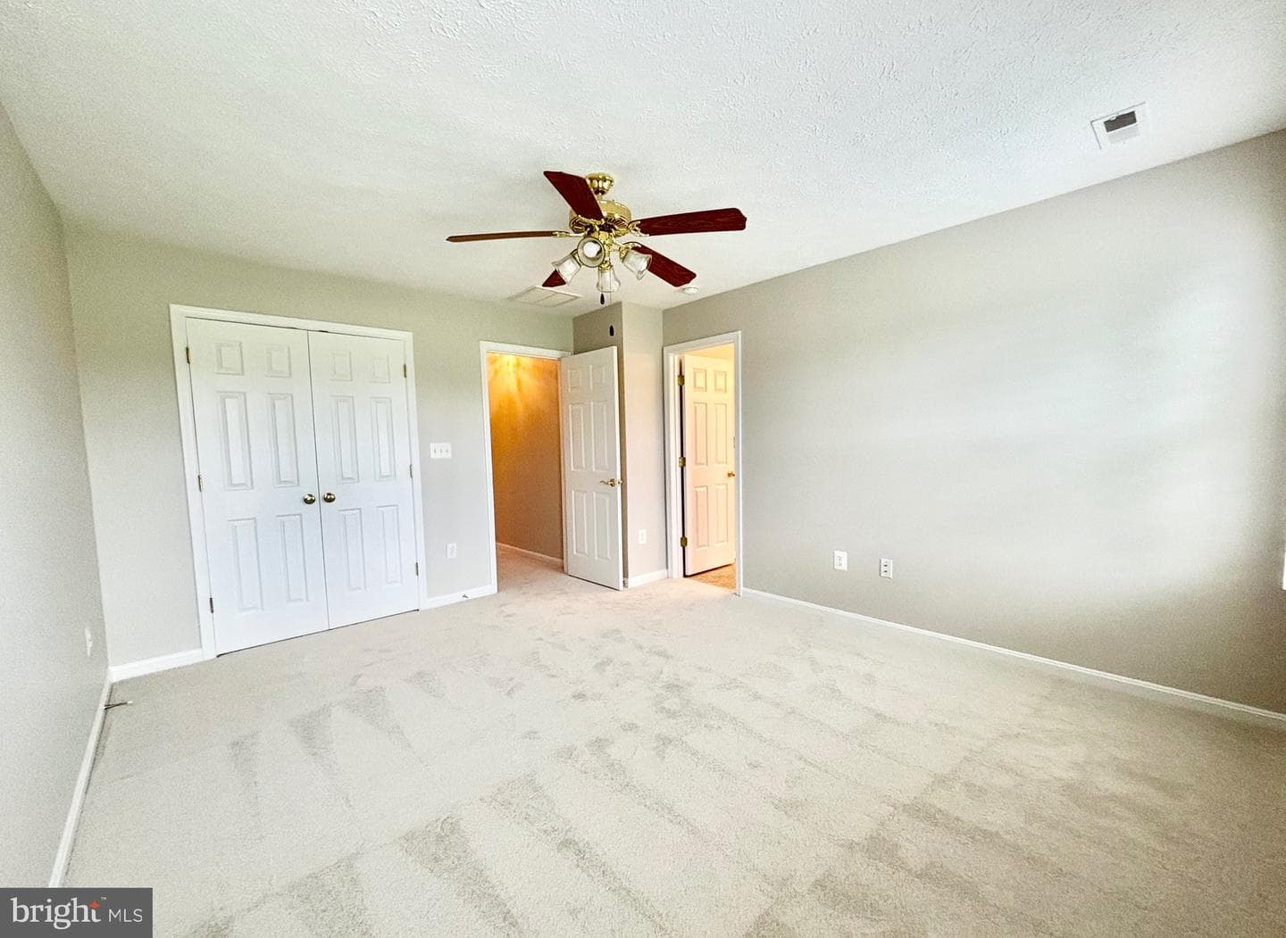 233 Mitchells Lane photo 14