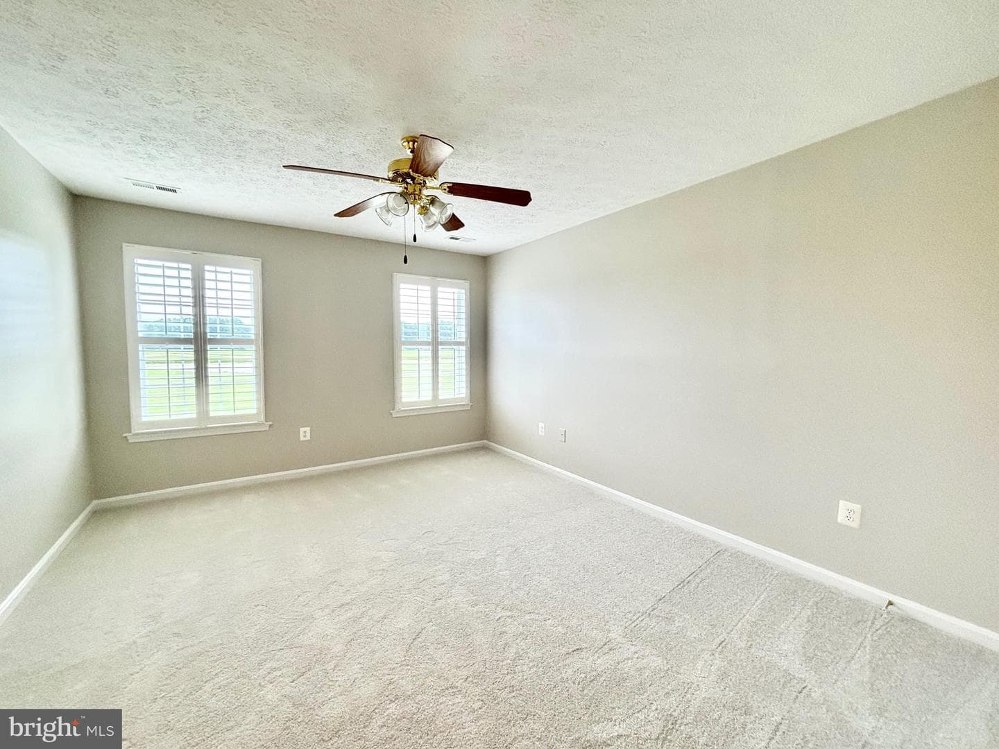 233 Mitchells Lane photo 15
