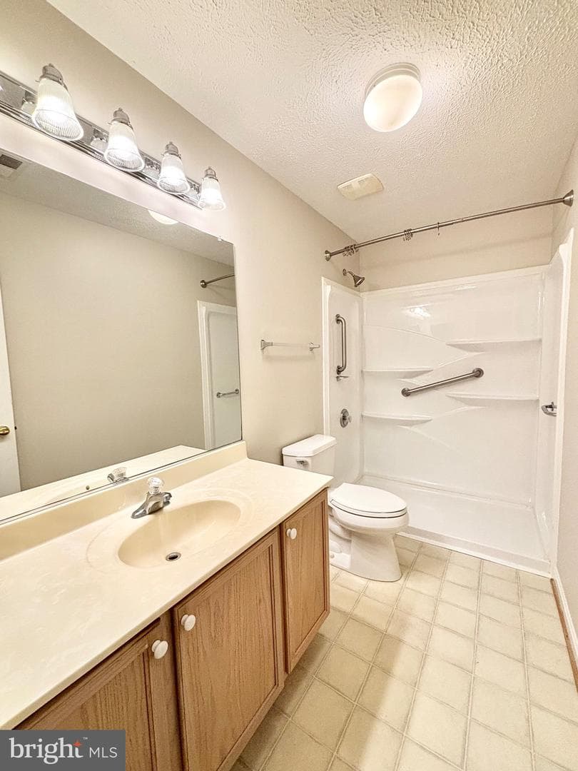 233 Mitchells Lane photo 25