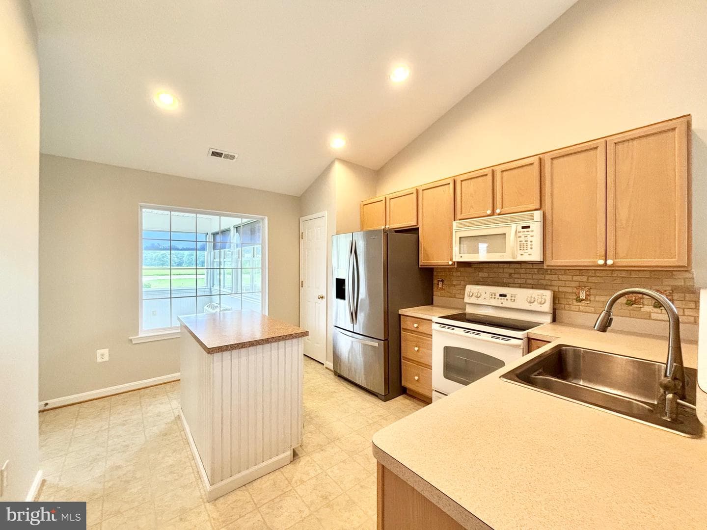 233 Mitchells Lane photo 6