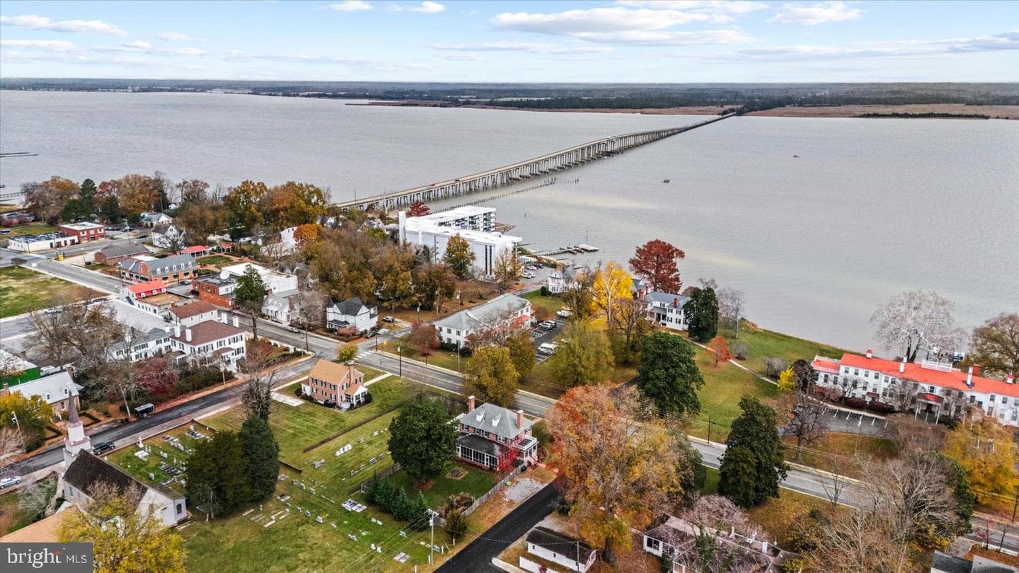 419 S Water Lane photo 4