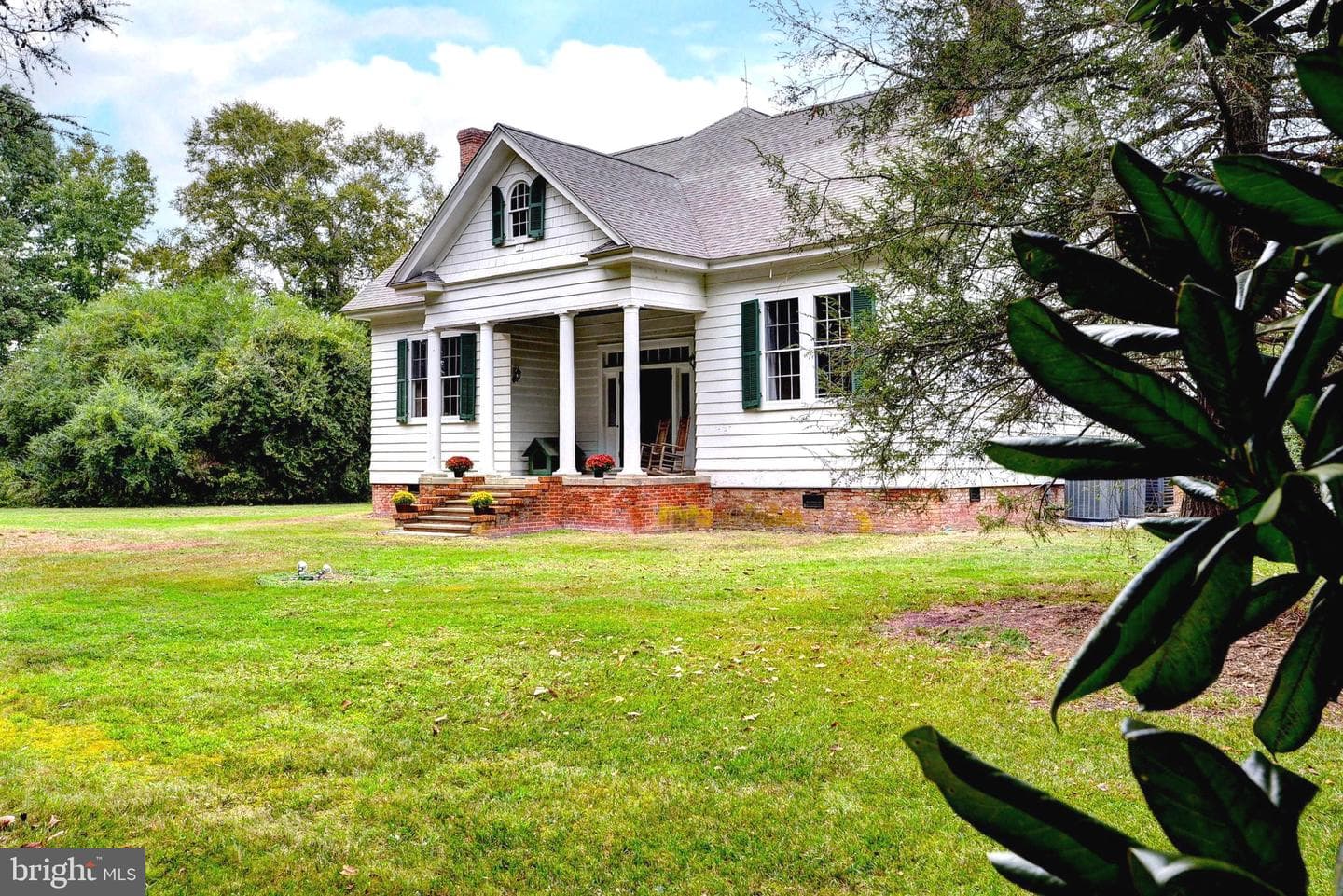 6049 Tidewater Trail