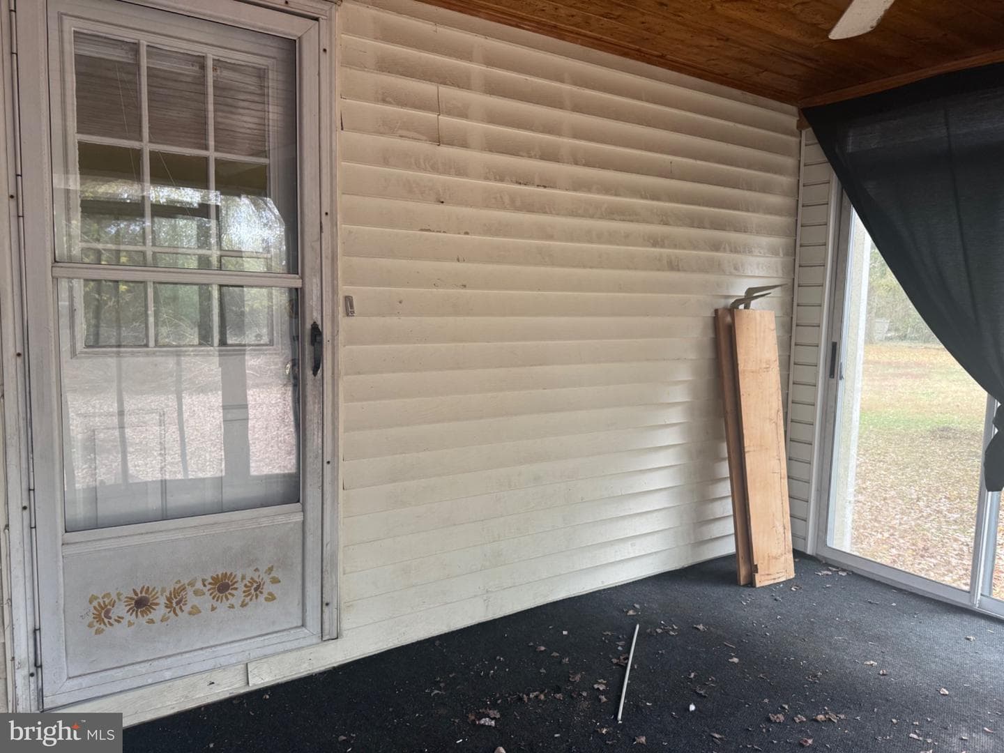 160 Rouzie Drive photo 2