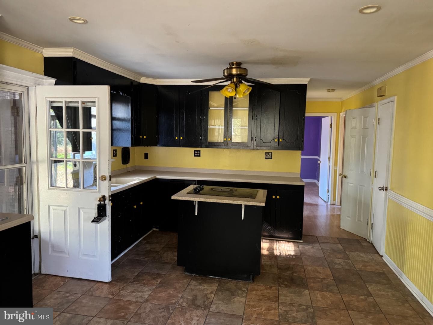 160 Rouzie Drive photo 3
