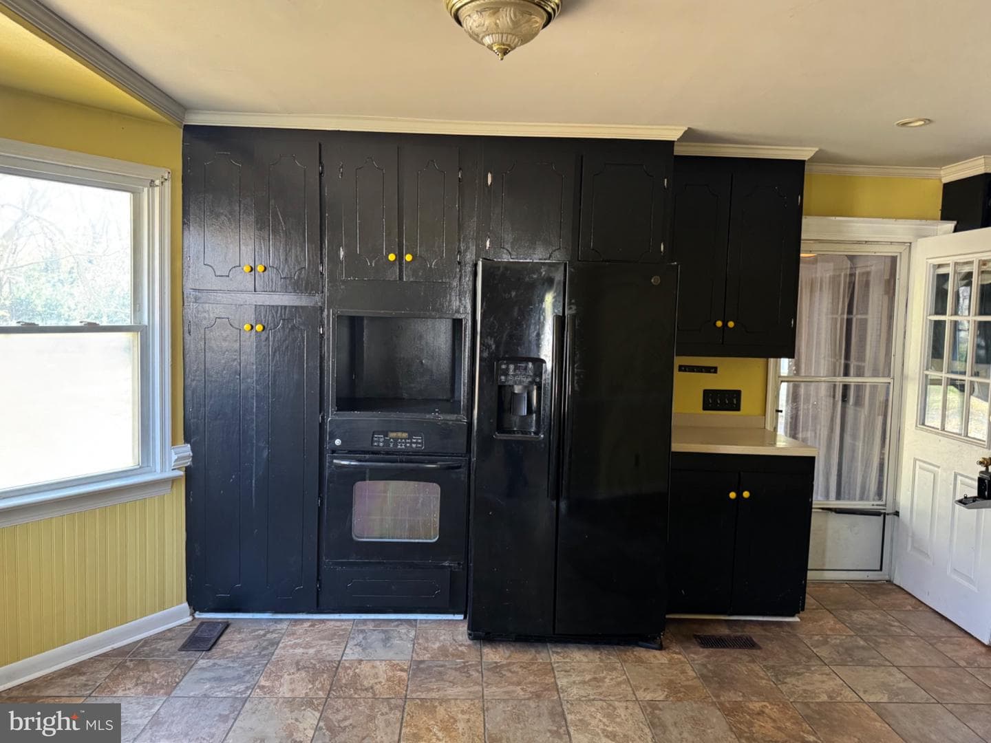 160 Rouzie Drive photo 4