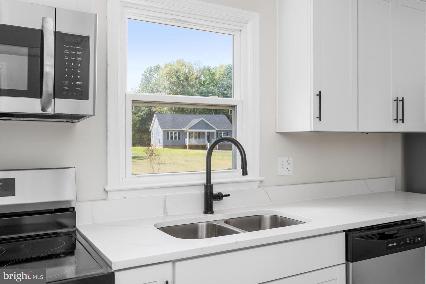 10558 Tidewater Trail photo 16
