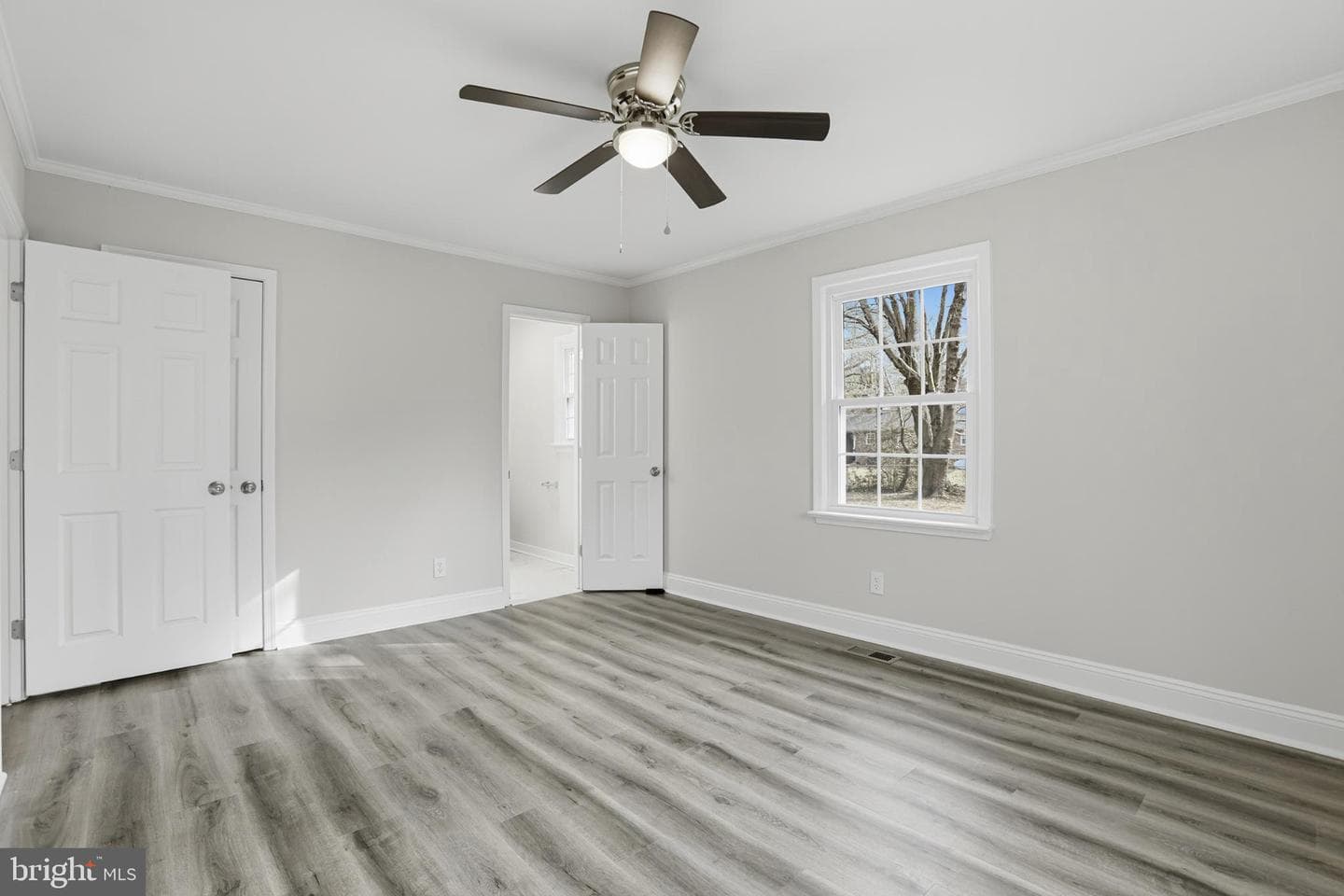 192 E Banbury Road photo 28