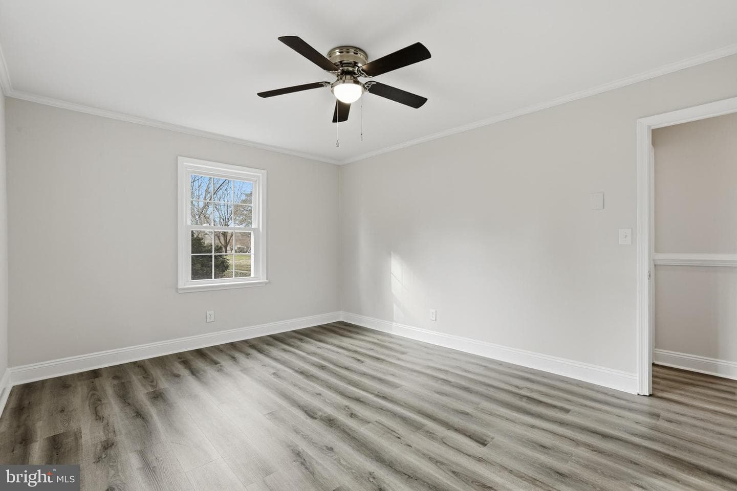 192 E Banbury Road photo 30