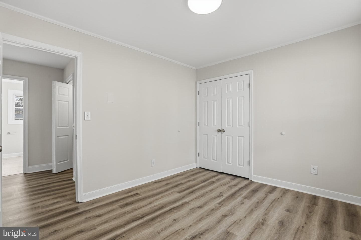192 E Banbury Road photo 34