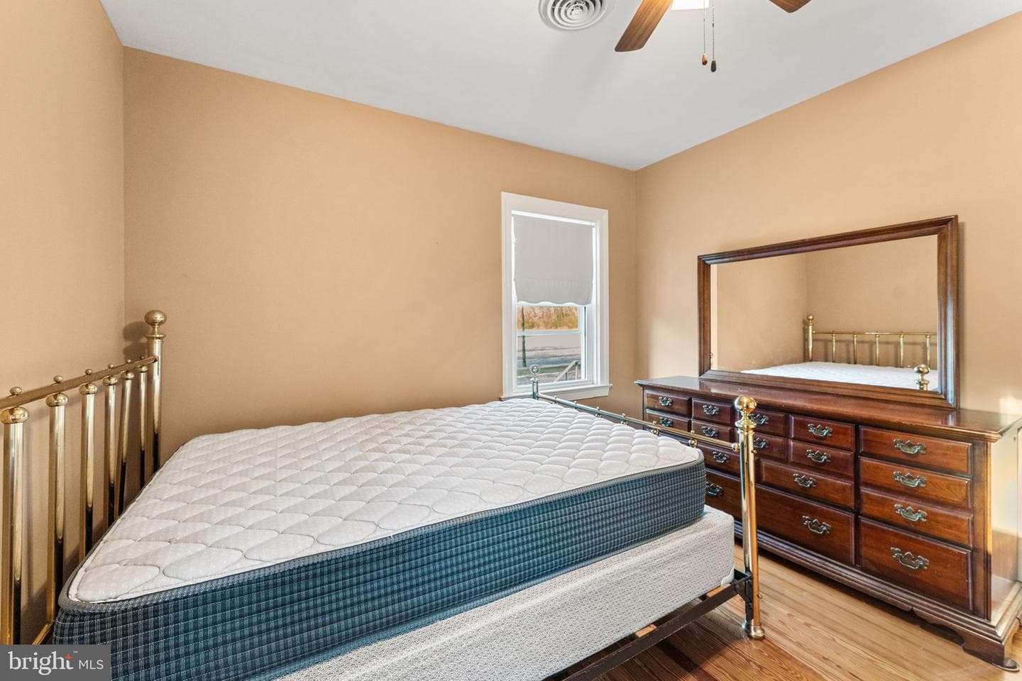 501 Essex Street photo 13