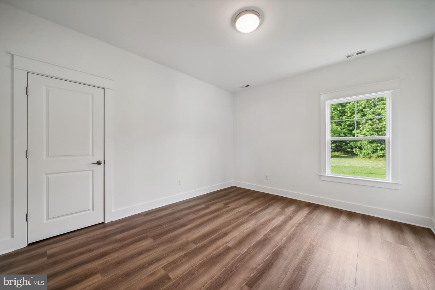 114 Logan Way photo 25
