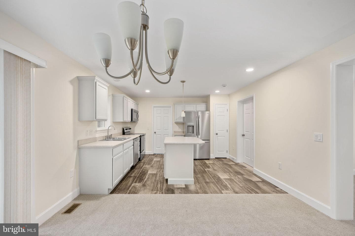 300 River Oaks Road photo 14