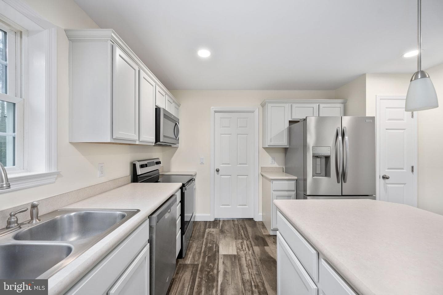 300 River Oaks Road photo 17