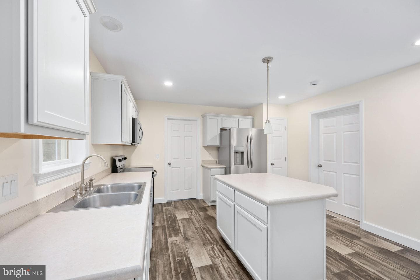 300 River Oaks Road photo 21