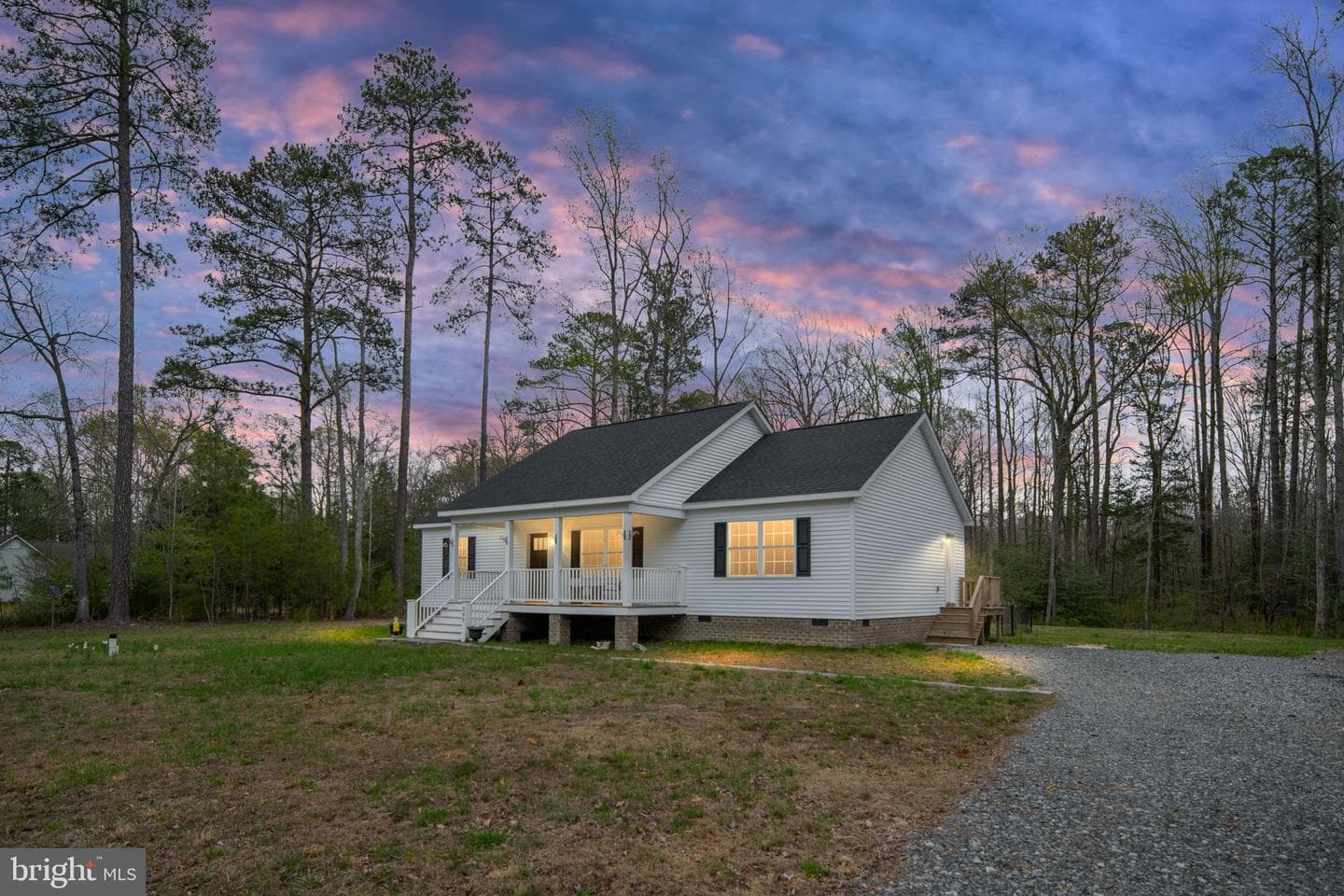 300 River Oaks Road photo 5