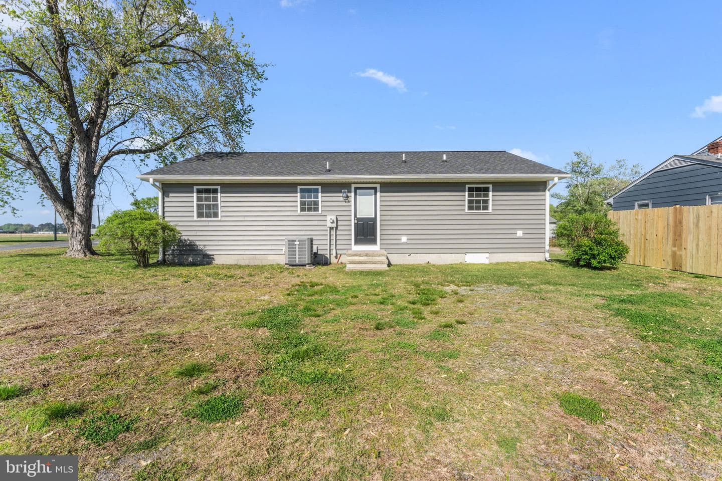 166 Rouzie Drive photo 3
