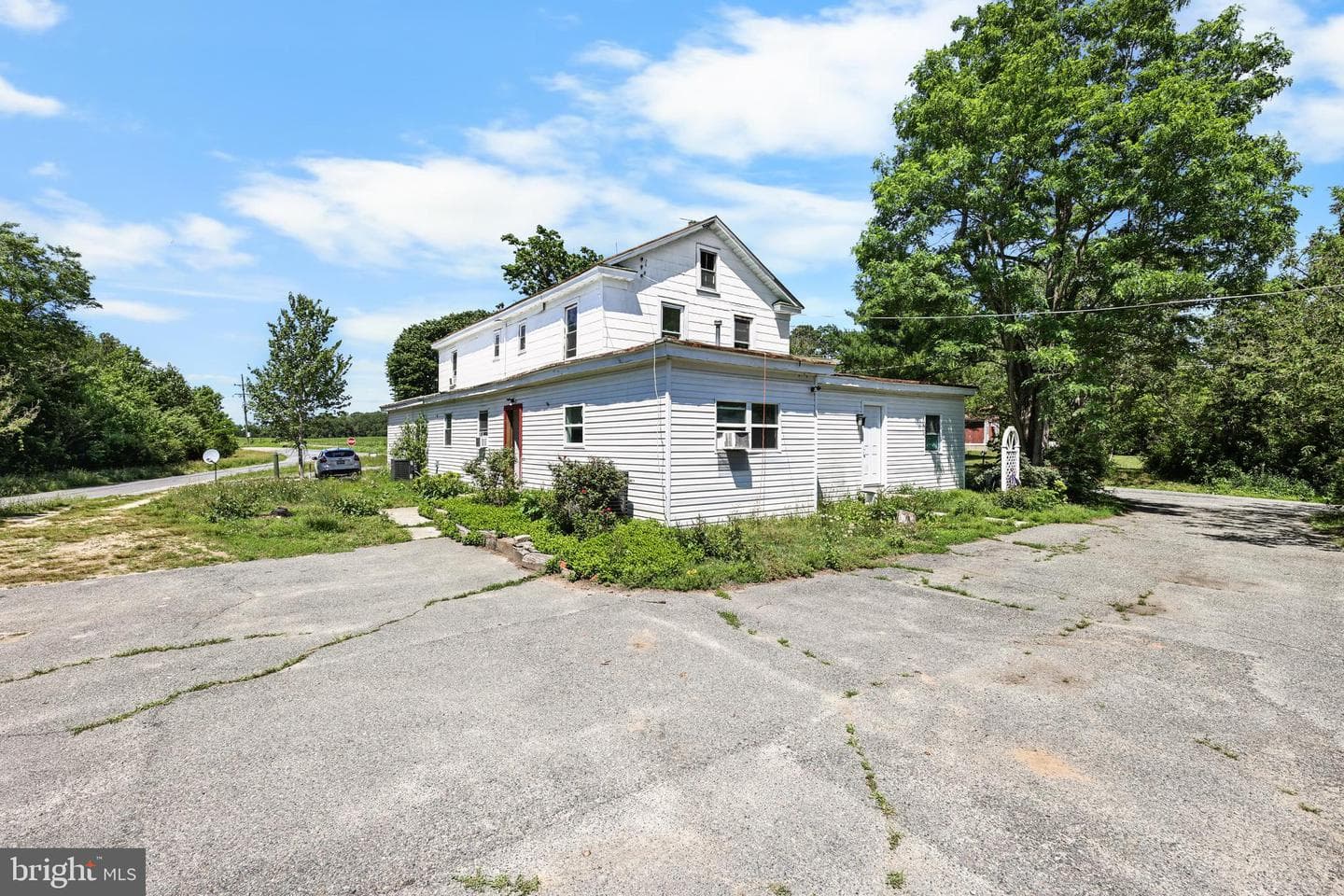 3991 Dunbrooke Rd photo 2