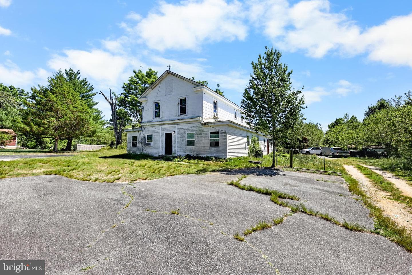 3991 Dunbrooke Rd photo 6