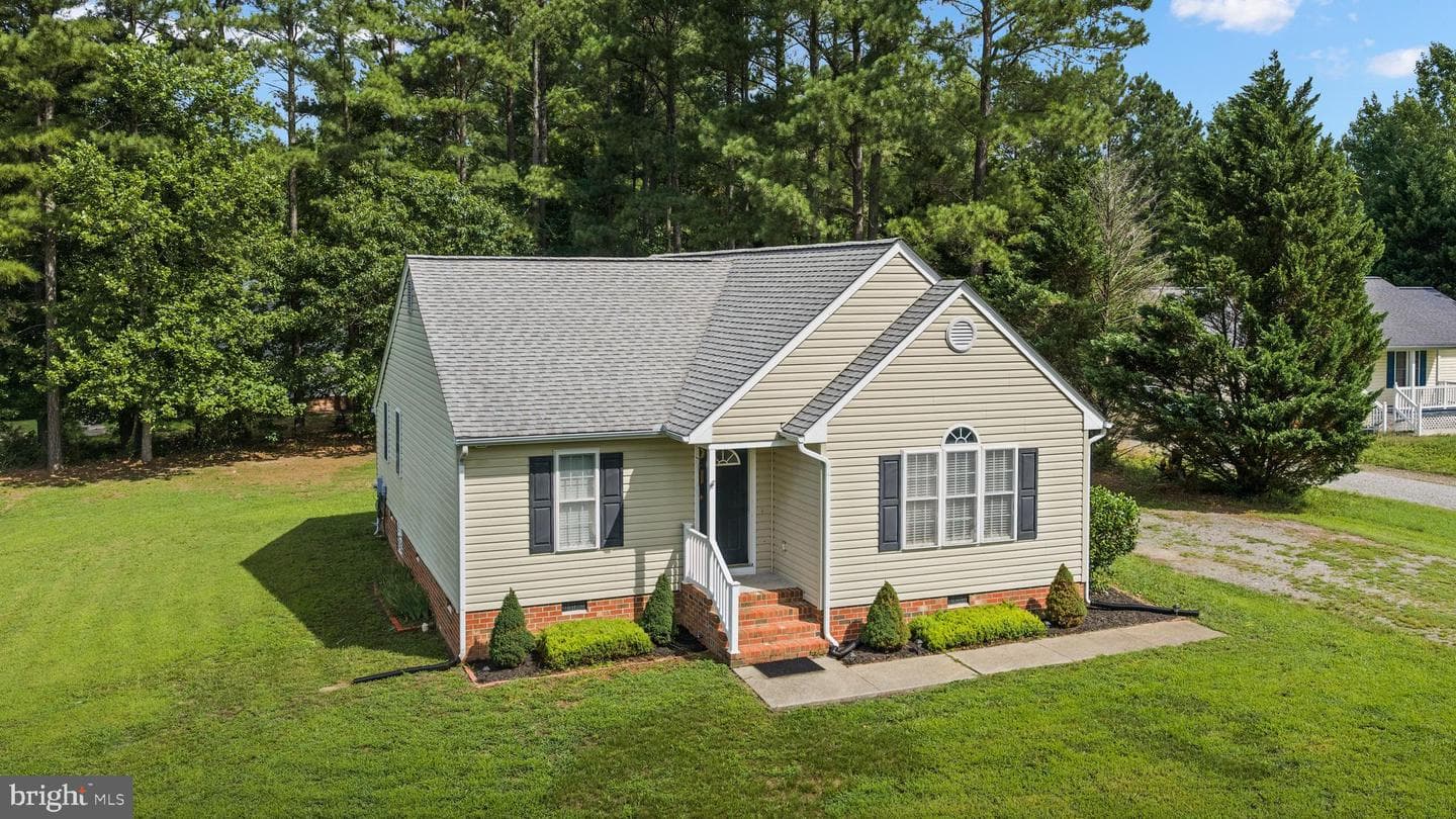 151 Deep Landing Road, Tappahannock