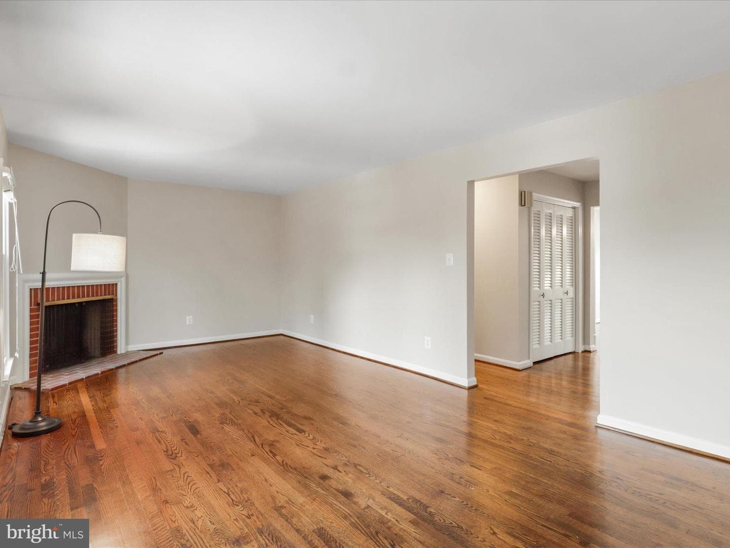 216 James Thurber Court photo 16
