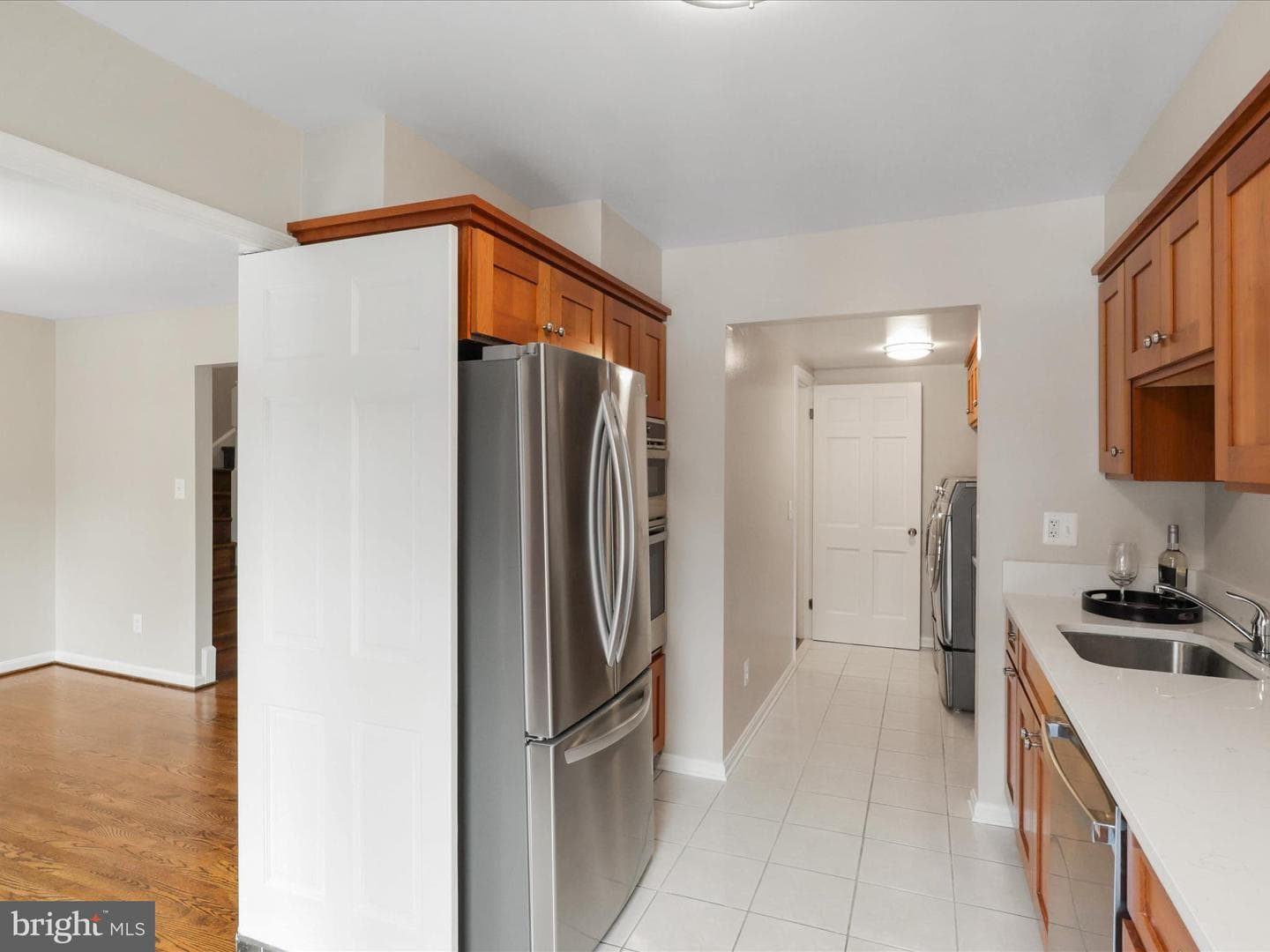 216 James Thurber Court photo 23