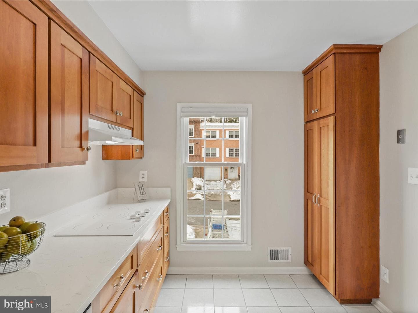 216 James Thurber Court photo 24
