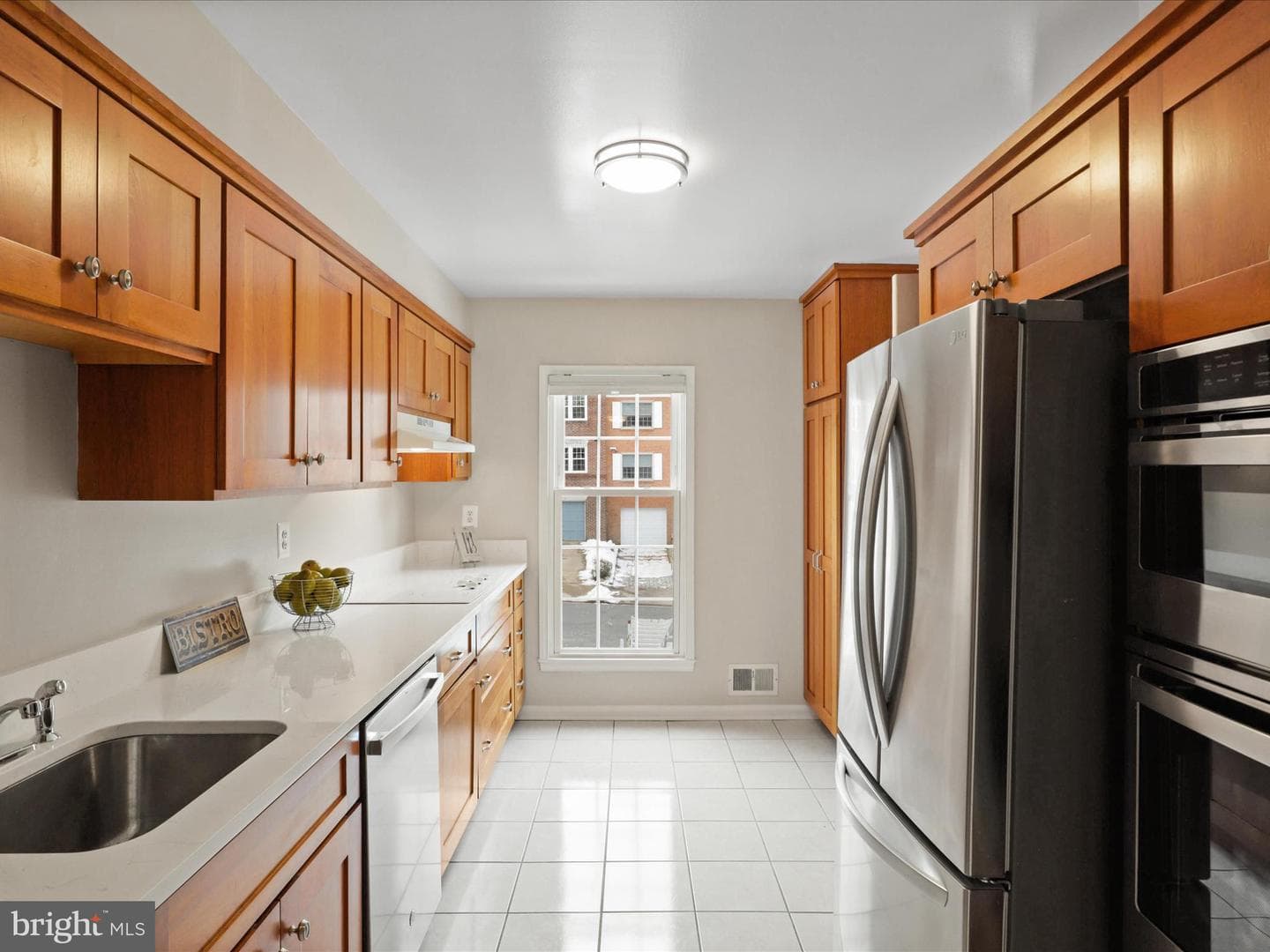 216 James Thurber Court photo 25