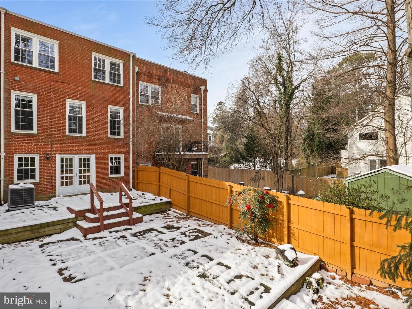 216 James Thurber Court photo 41