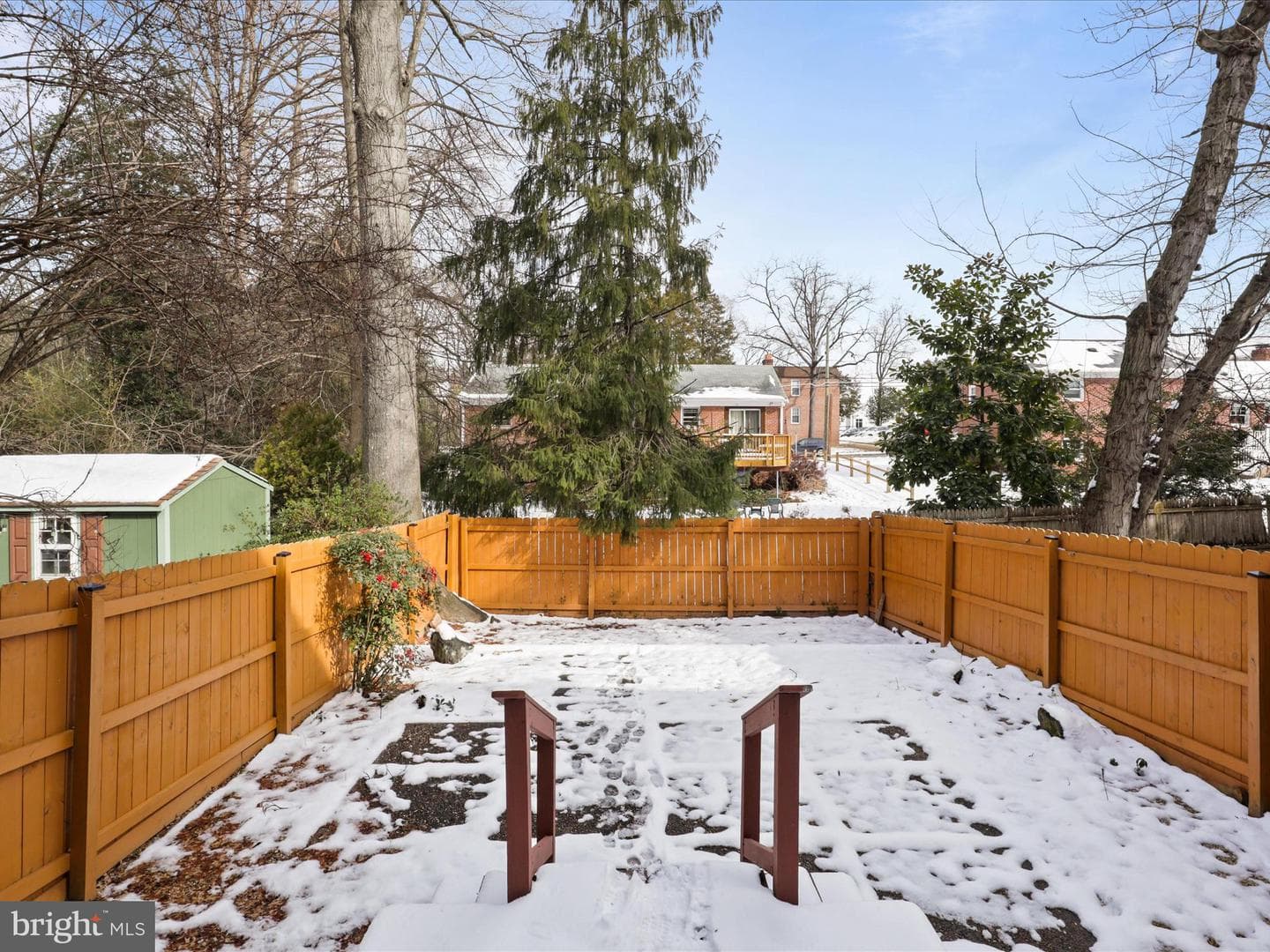 216 James Thurber Court photo 8