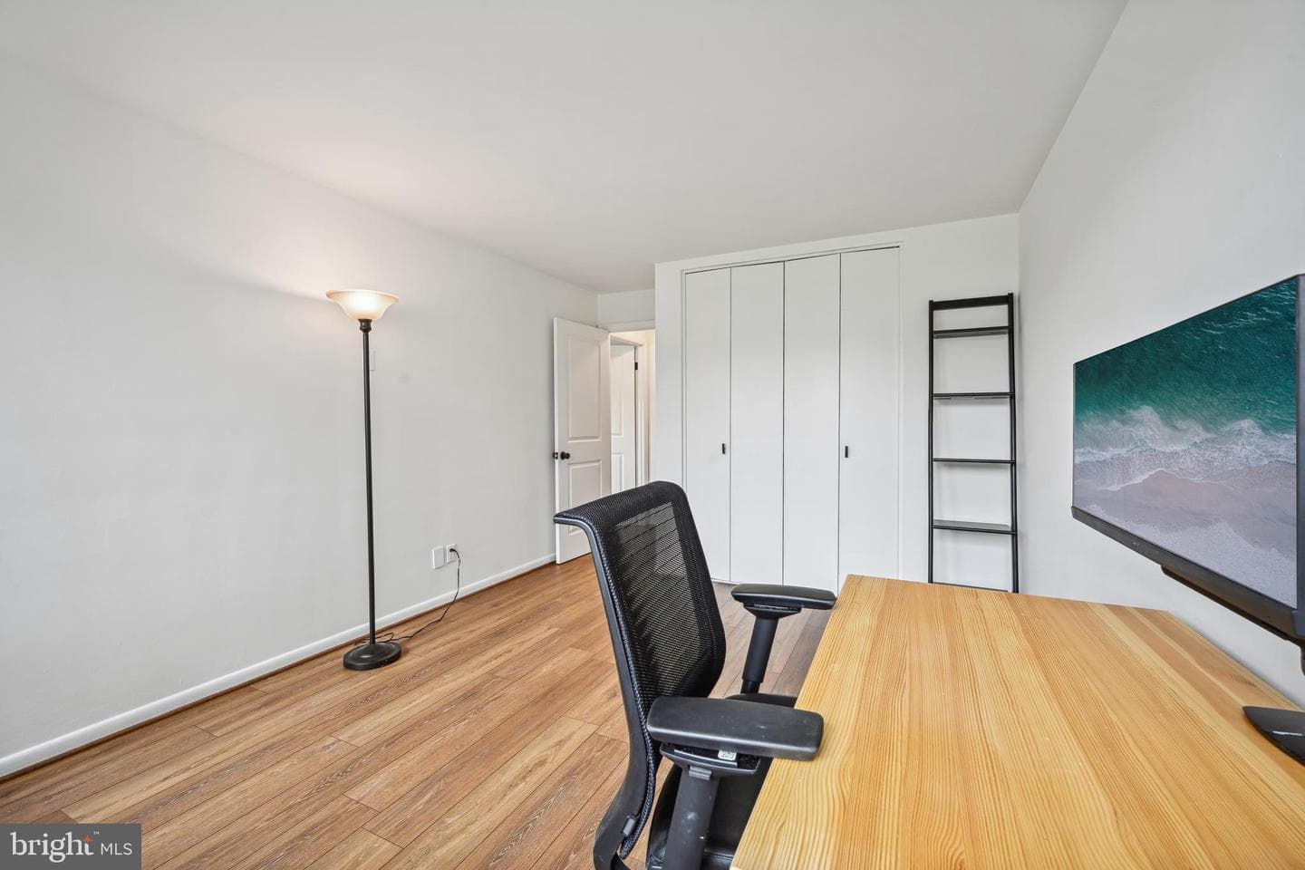 600 Roosevelt Blvd #512 photo 15