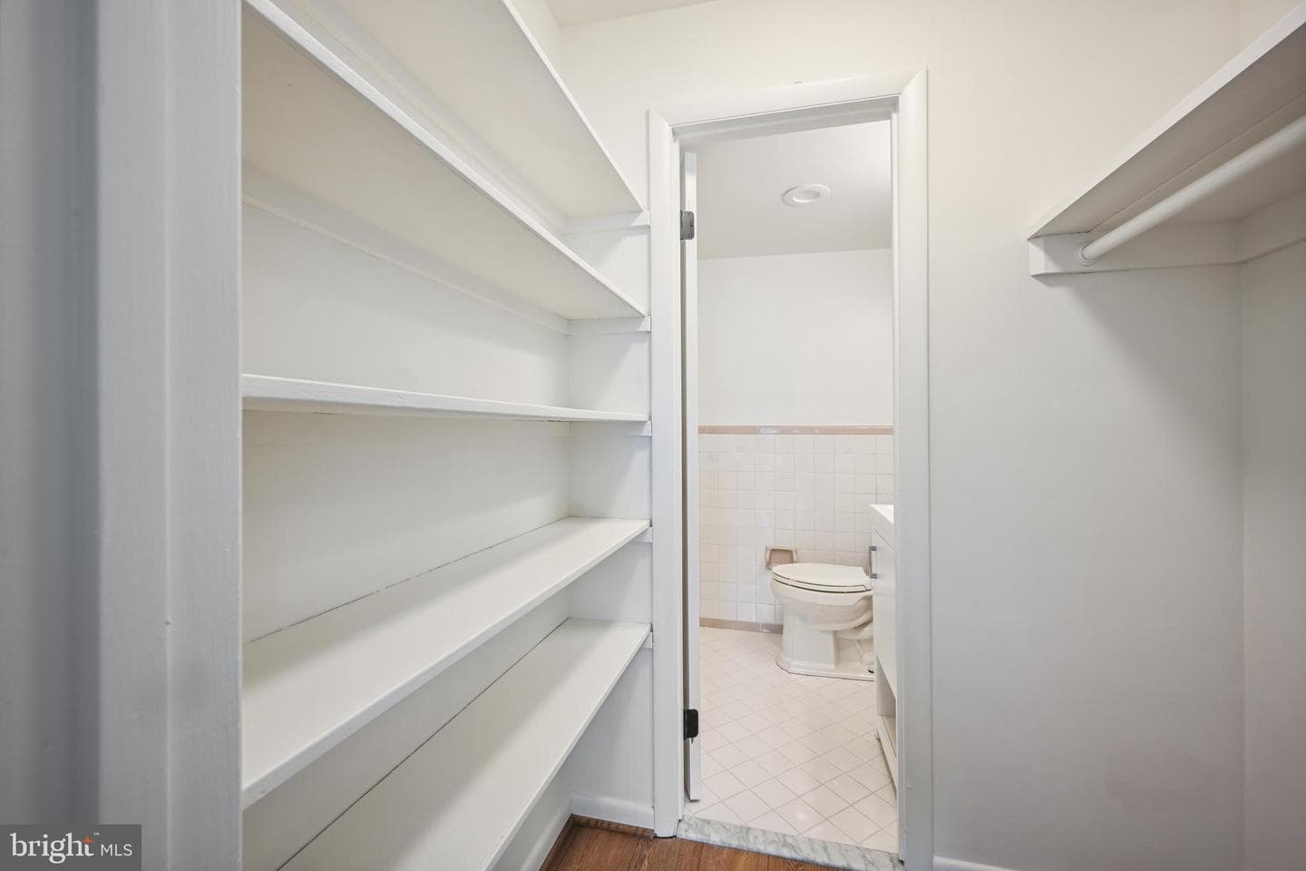 600 Roosevelt Blvd #512 photo 17