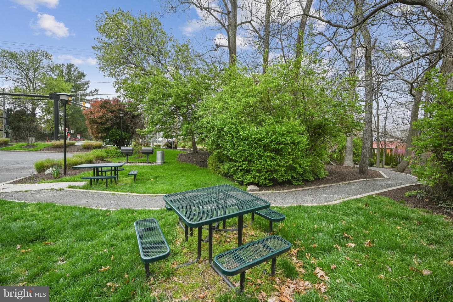 600 Roosevelt Blvd #512 photo 21