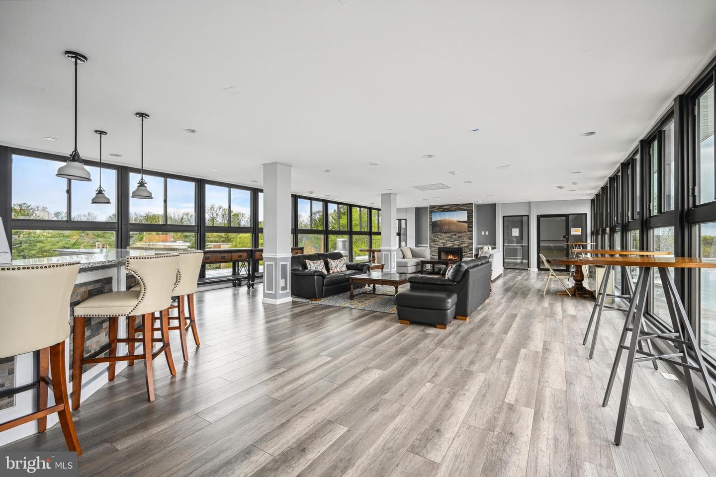 600 Roosevelt Blvd #512 photo 3