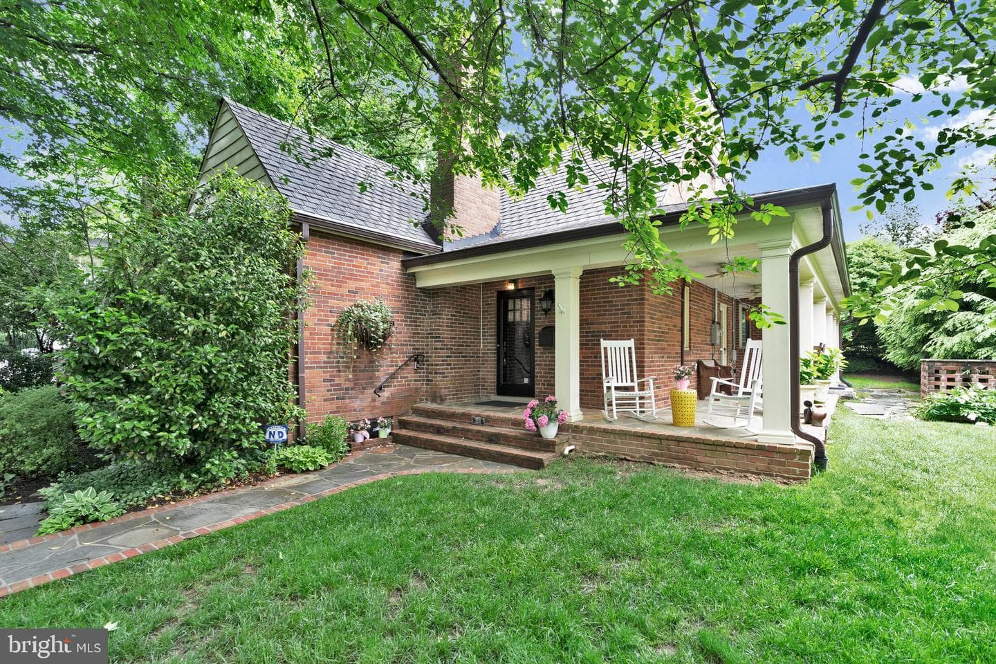 201 Cleave Drive photo 1
