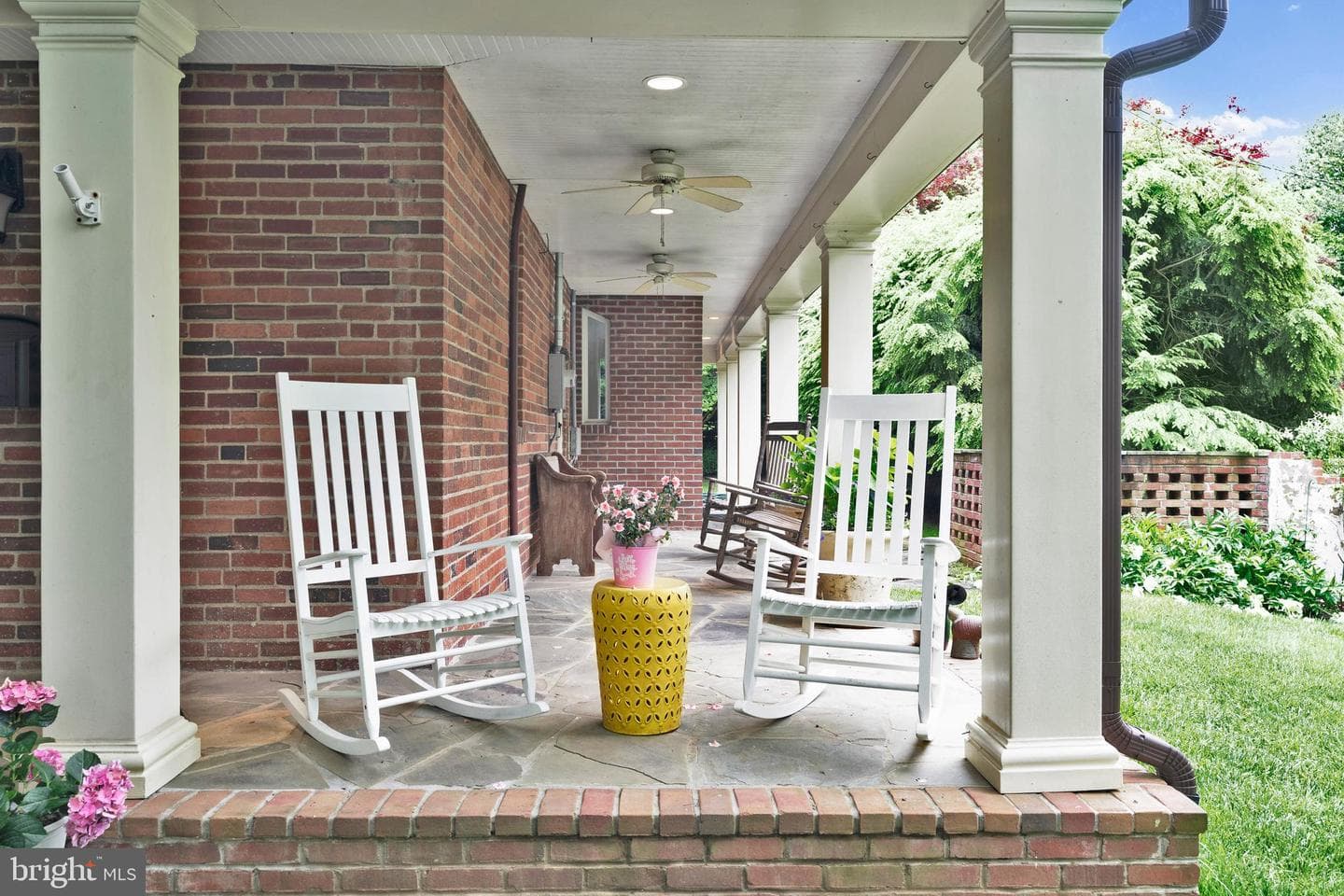 201 Cleave Drive photo 3
