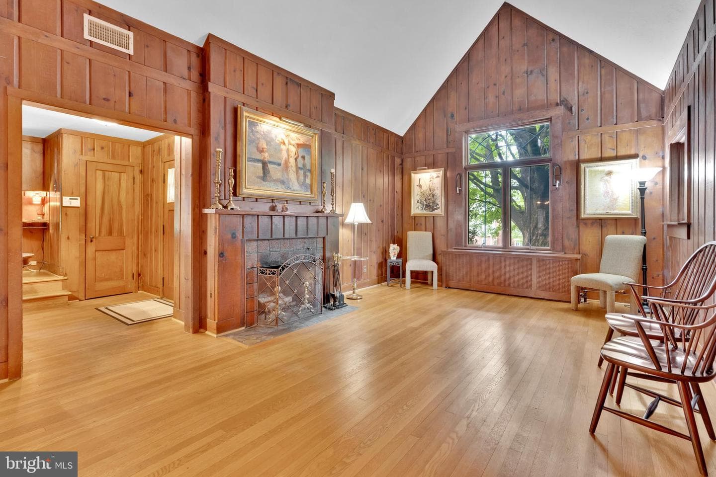 201 Cleave Drive photo 9