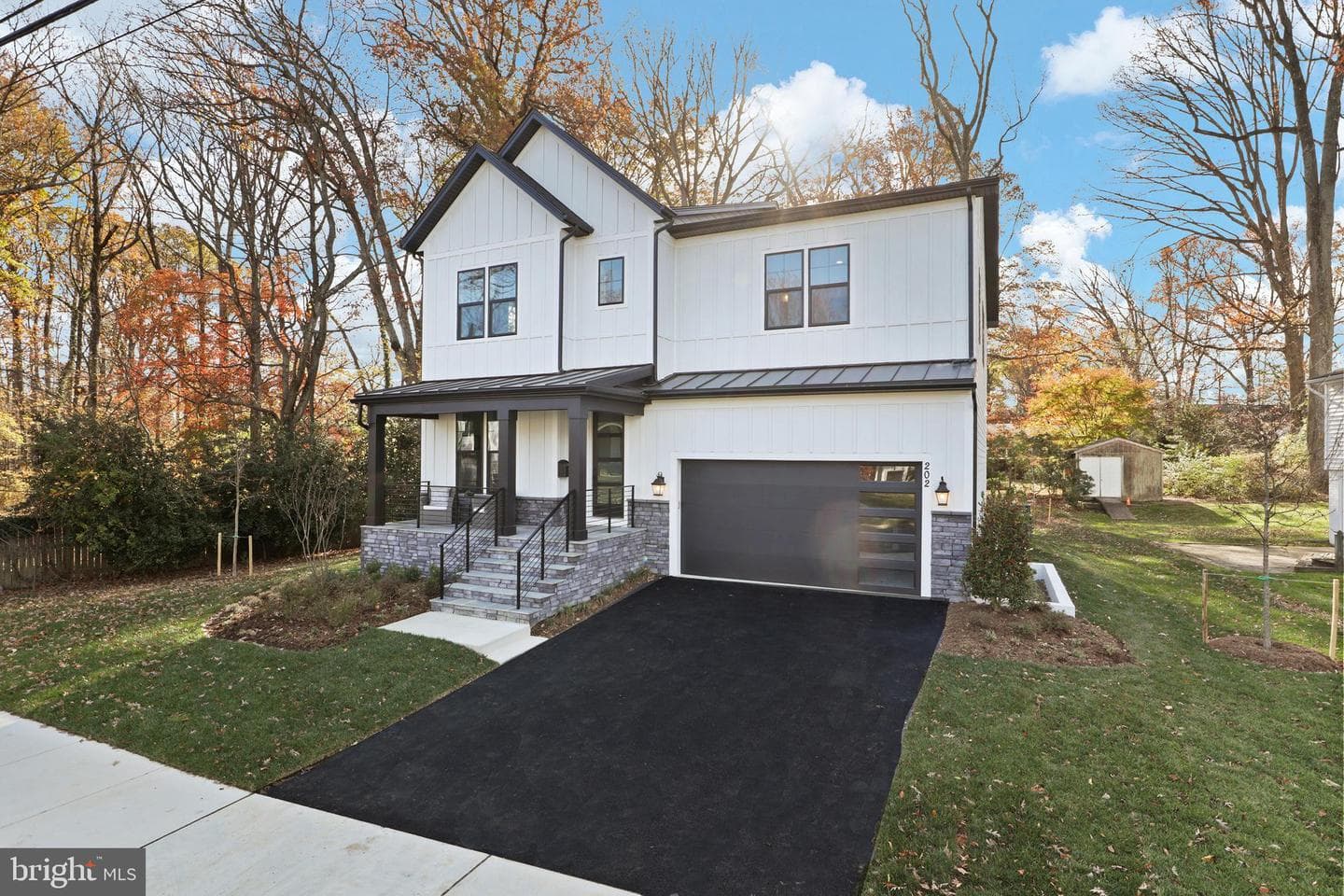 1000 N Sycamore Street photo 4