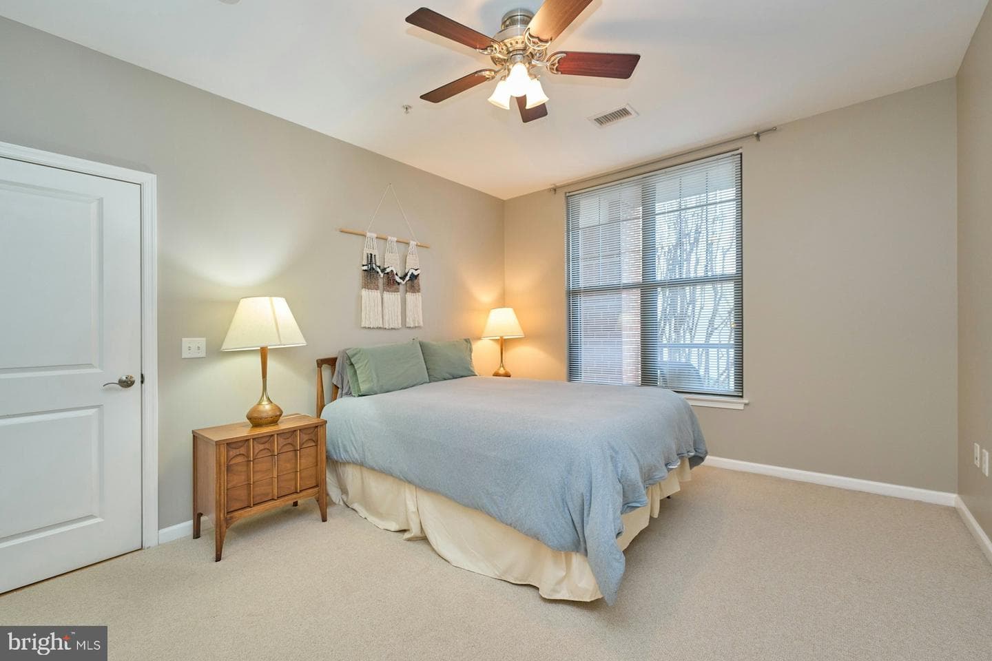 444 W Broad Street #409 photo 13